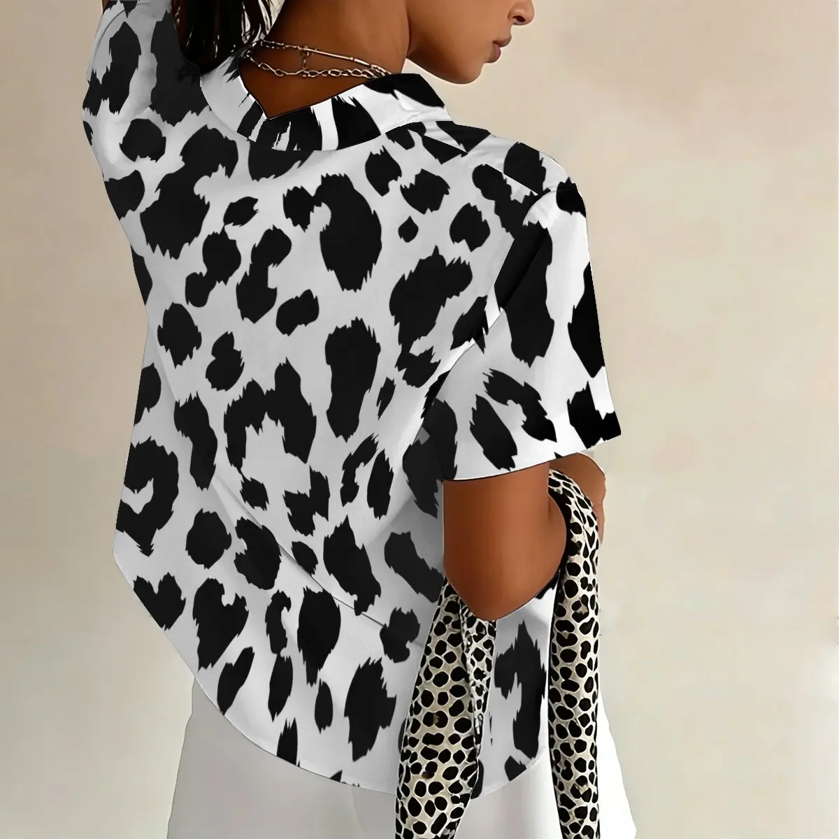 Summer Fashion Plus-Size Women's Short-Sleeve Lapel Shirt, Irregular Cow Pattern, Retro Vintage Style, Street Casual Wear.