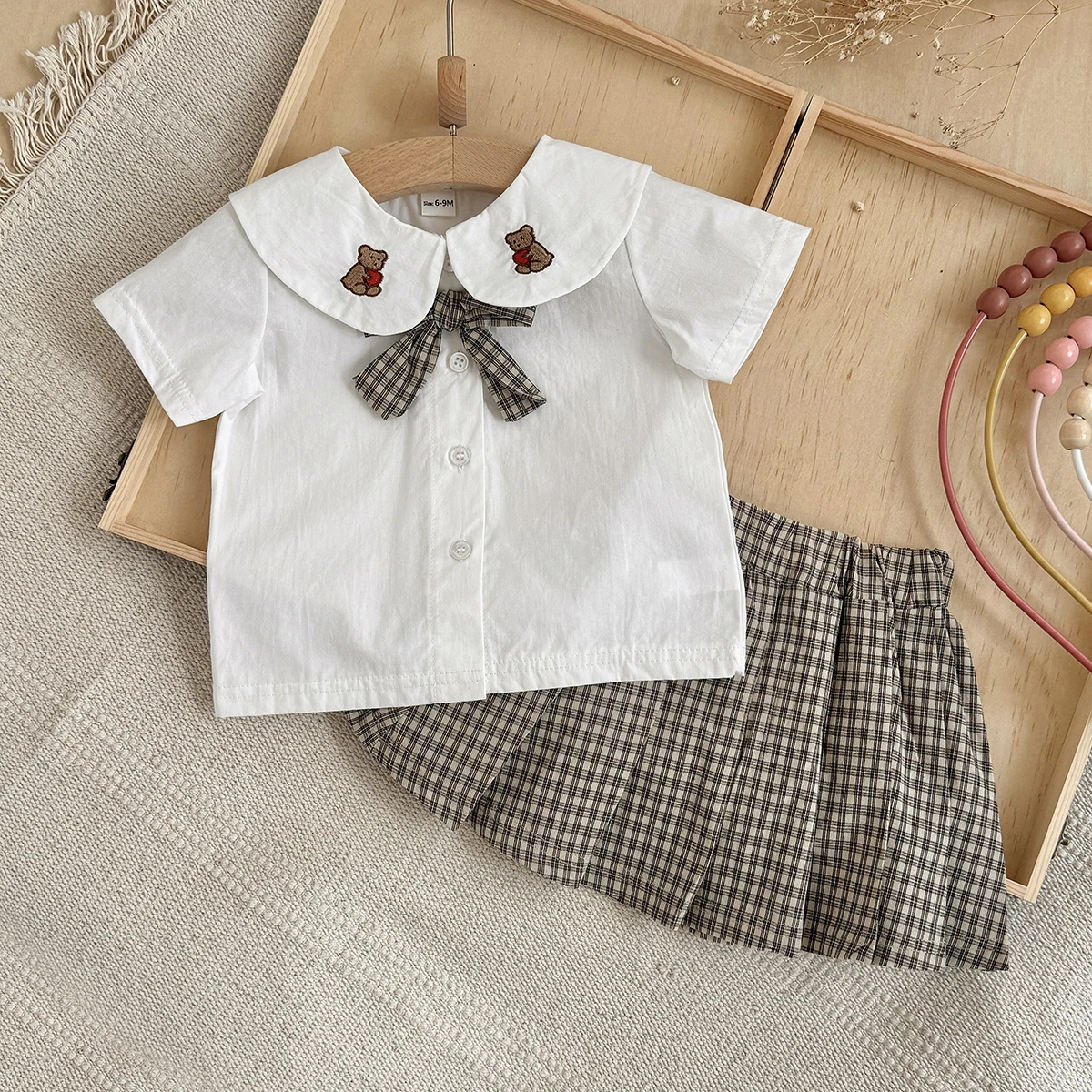 Girls' summer outfit set summer new style children's short sleeved，Bear Embroidery  T-shirt pleated skirt stylish two-piece set