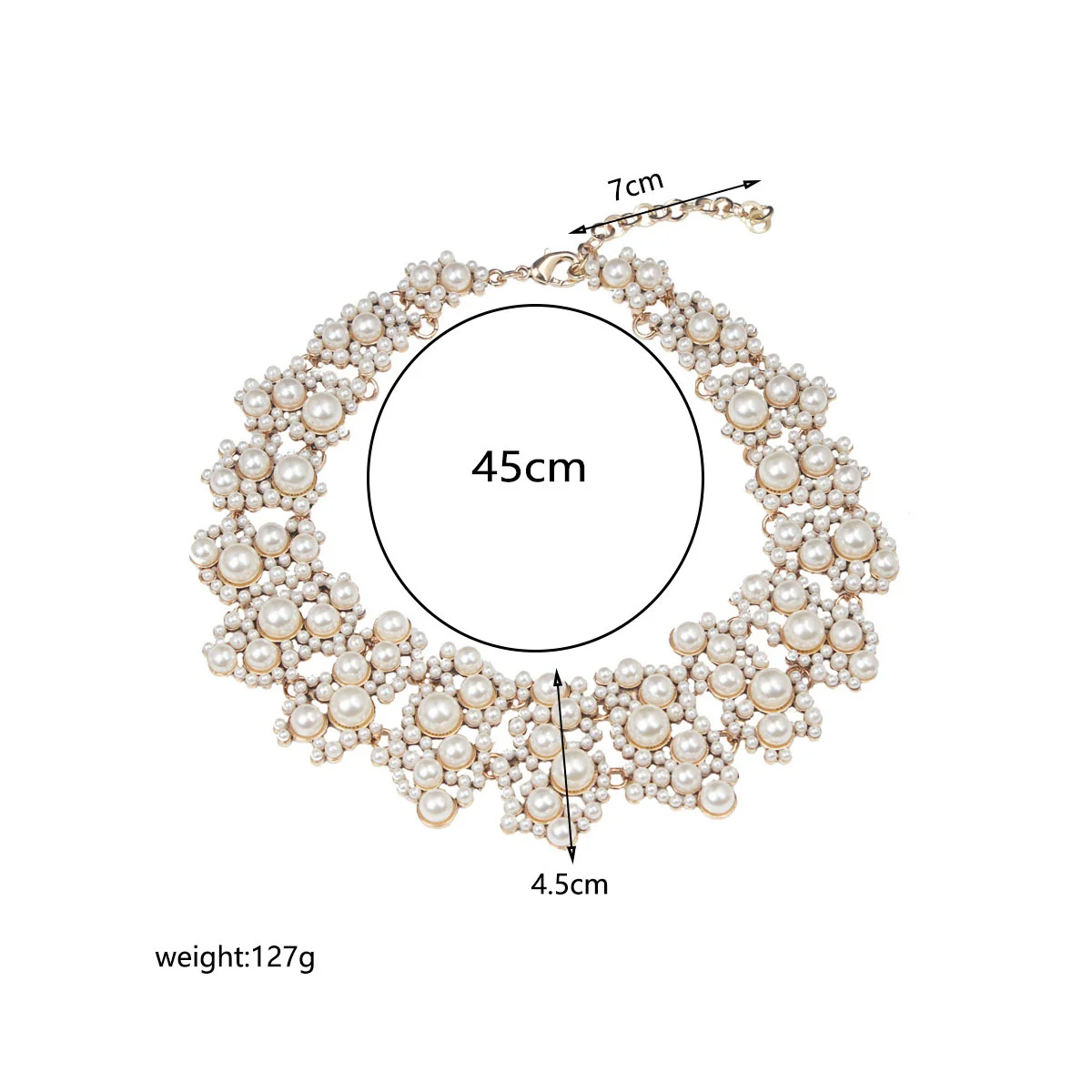 Short pearl fake collar necklace with diamonds. Fashionable retro pearl flowers. Wedding jewelry necklace.