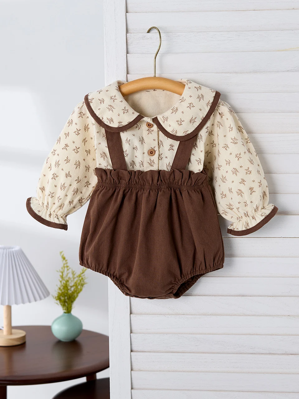 New Baby Korean-Style Stylish Outfit Set-Baby Doll Shirt with Floral Pattern, Back Strap Bag, Diaper Set, Complete Two-Piece Set