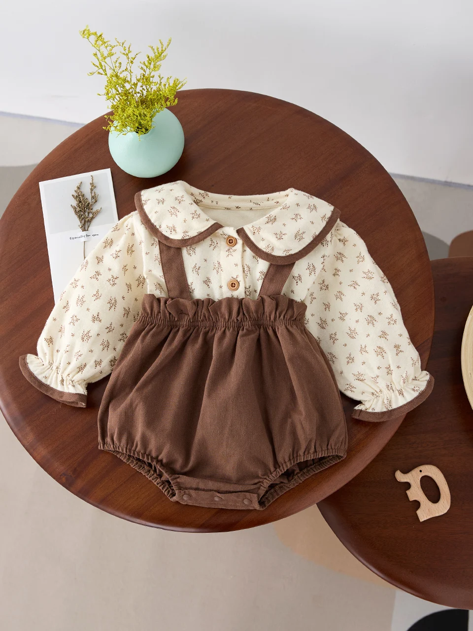 New Baby Korean-Style Stylish Outfit Set-Baby Doll Shirt with Floral Pattern, Back Strap Bag, Diaper Set, Complete Two-Piece Set