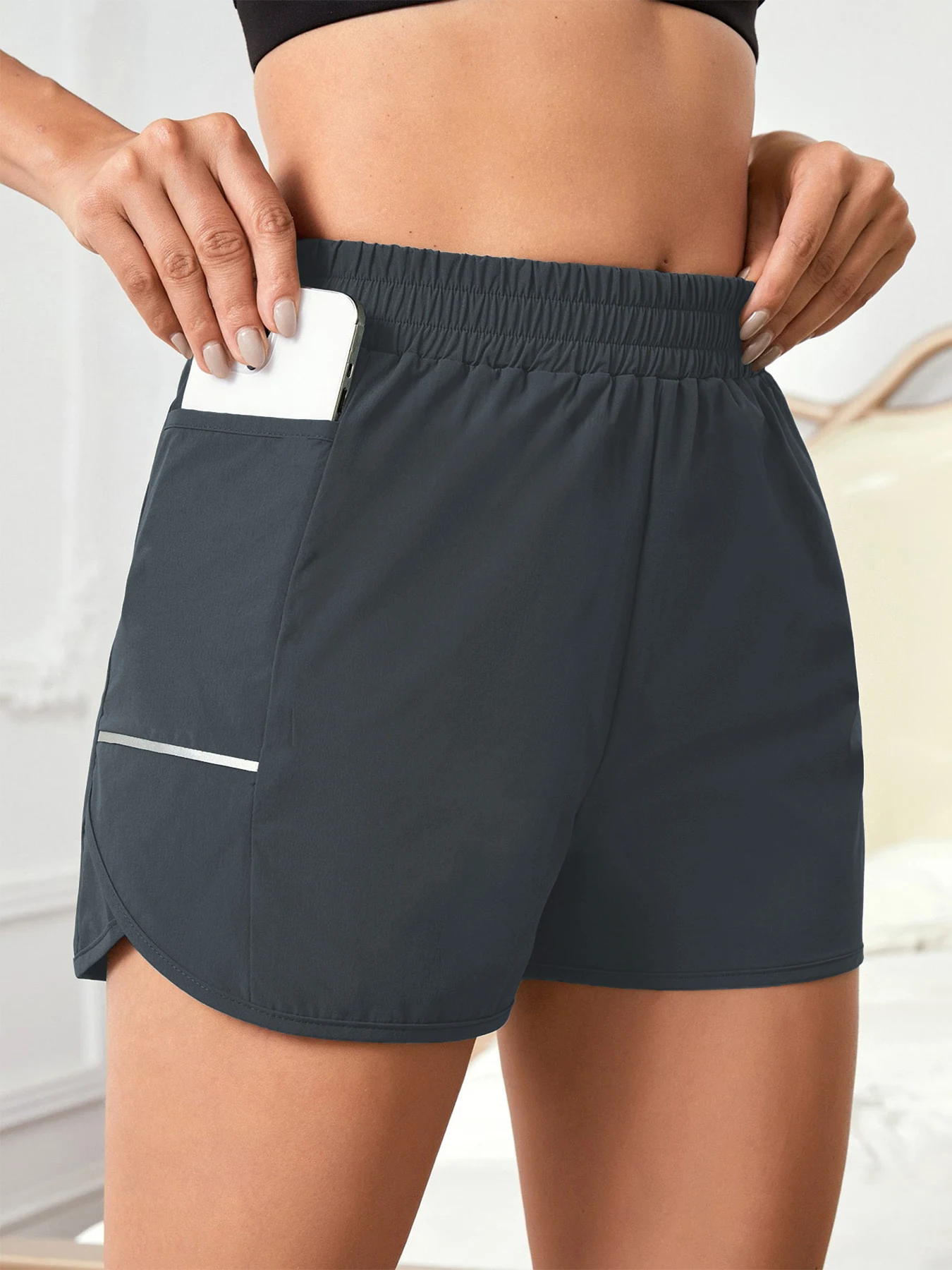 Women's New Shorts with Mobile Phone Pocket, Elastic Waist, Sports Belt, Reflective Strips, Casual Fashion Sports Shorts