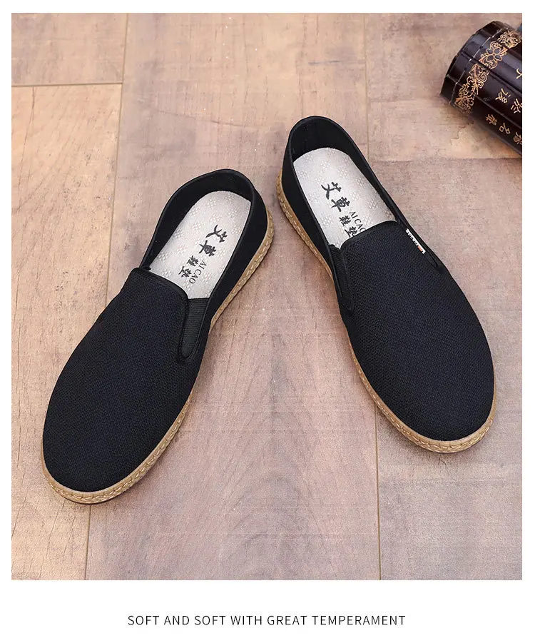 Summer Men's Mesh Shoes Hollow Breathable Lightweight Men's Cloth Shoes Soft soled Anti slip Men's Shoes