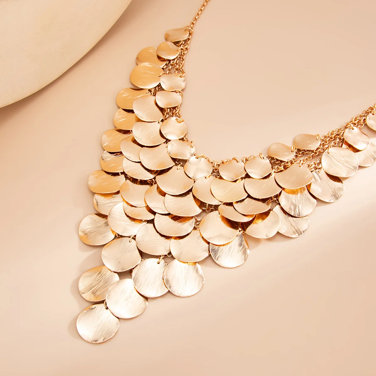 DIEZI Exaggerated New Gold Color Round Tassel Choker Necklace For Women Men Punk Vintage Fashion Metal Geometric Jewelry
