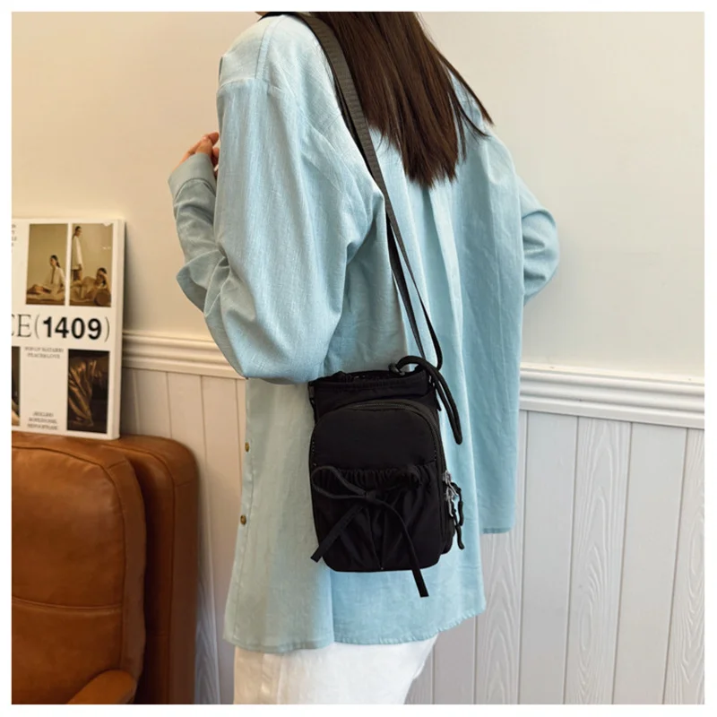Outdoor Women's Small Bowknot Crossbody Bag Knot Mobile Phone Pouch Single Shoulder Bag Commuting Thermal Water Bottle Bag