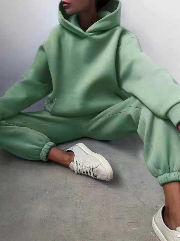 2026 Trend Casual Fashion Thickened Long-Sleeved Sweater And Pants Two-Piece Set with Cap for Women
