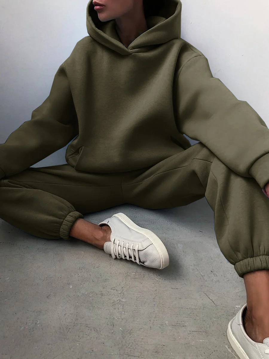2026 Trend Casual Fashion Thickened Long-Sleeved Sweater And Pants Two-Piece Set with Cap for Women