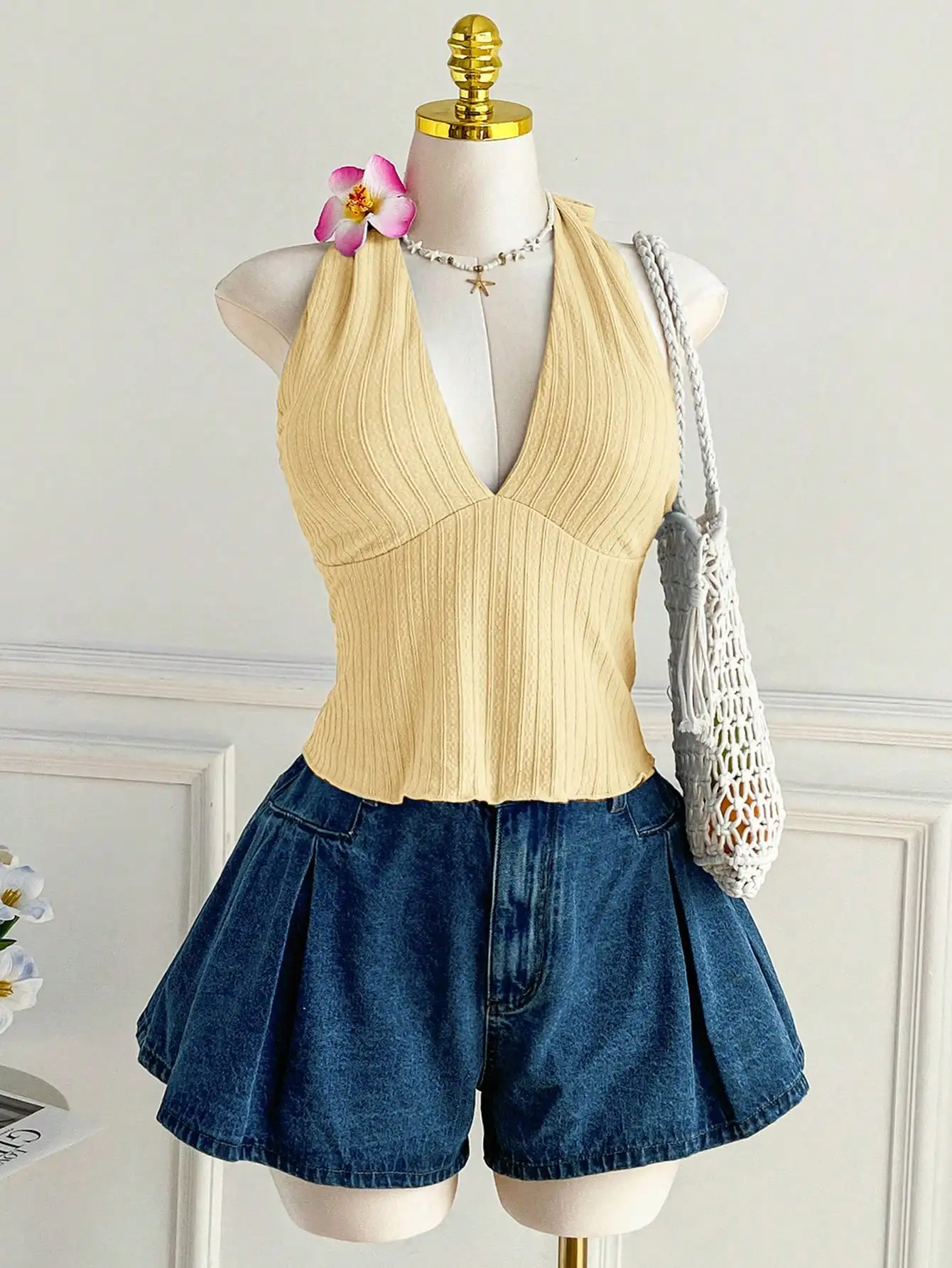 Plus Size Women's Ribbed Halter Cami Top V Neck Back Tie Bow Sleeveless Solid Crop Tank Top