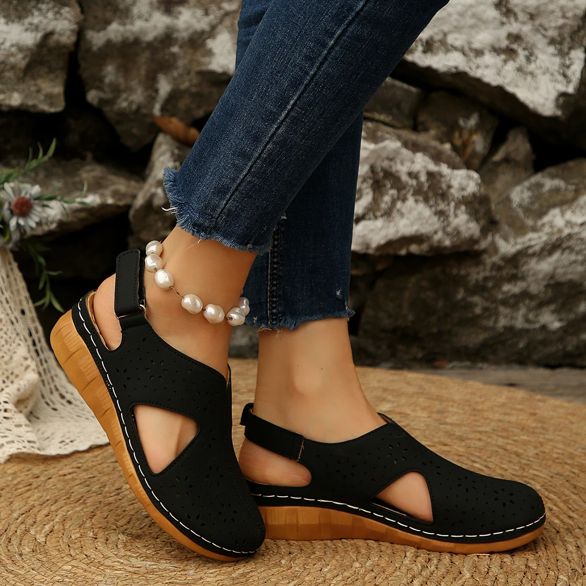New Fashion Designer Summer Women Sandals Relaxation Fashion Hollow Out Comfort Ventilate Handiness Sandbeach Sandal