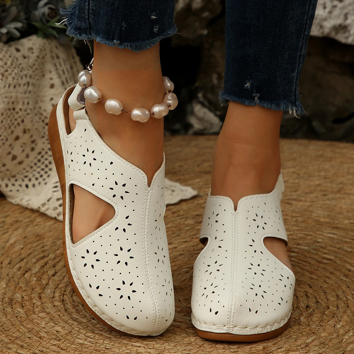 New Fashion Designer Summer Women Sandals Relaxation Fashion Hollow Out Comfort Ventilate Handiness Sandbeach Sandal