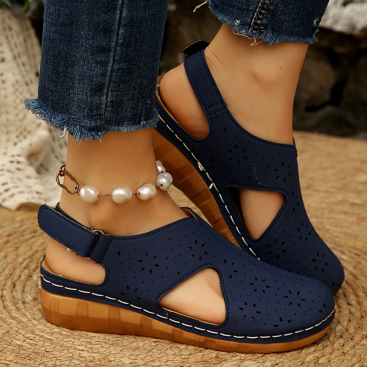 New Fashion Designer Summer Women Sandals Relaxation Fashion Hollow Out Comfort Ventilate Handiness Sandbeach Sandal