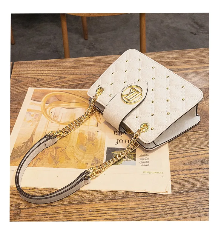 Shoulder Bag, Women's Bag, 2026 New Fashionable Diamond Grid Chain Bag, Crossbody Tote Bag
