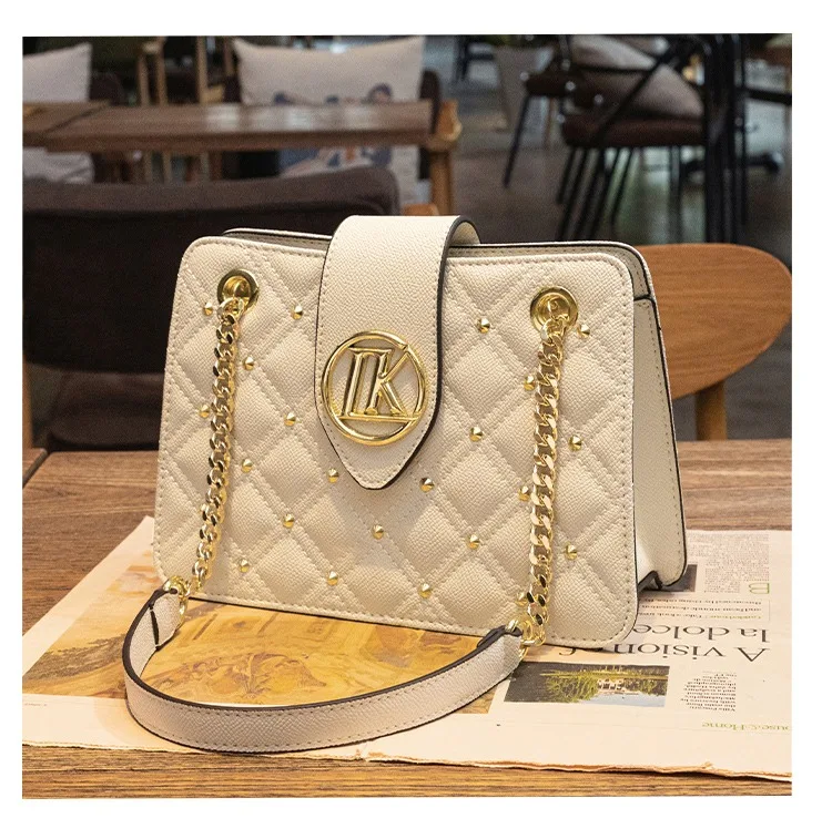 Shoulder Bag, Women's Bag, 2026 New Fashionable Diamond Grid Chain Bag, Crossbody Tote Bag