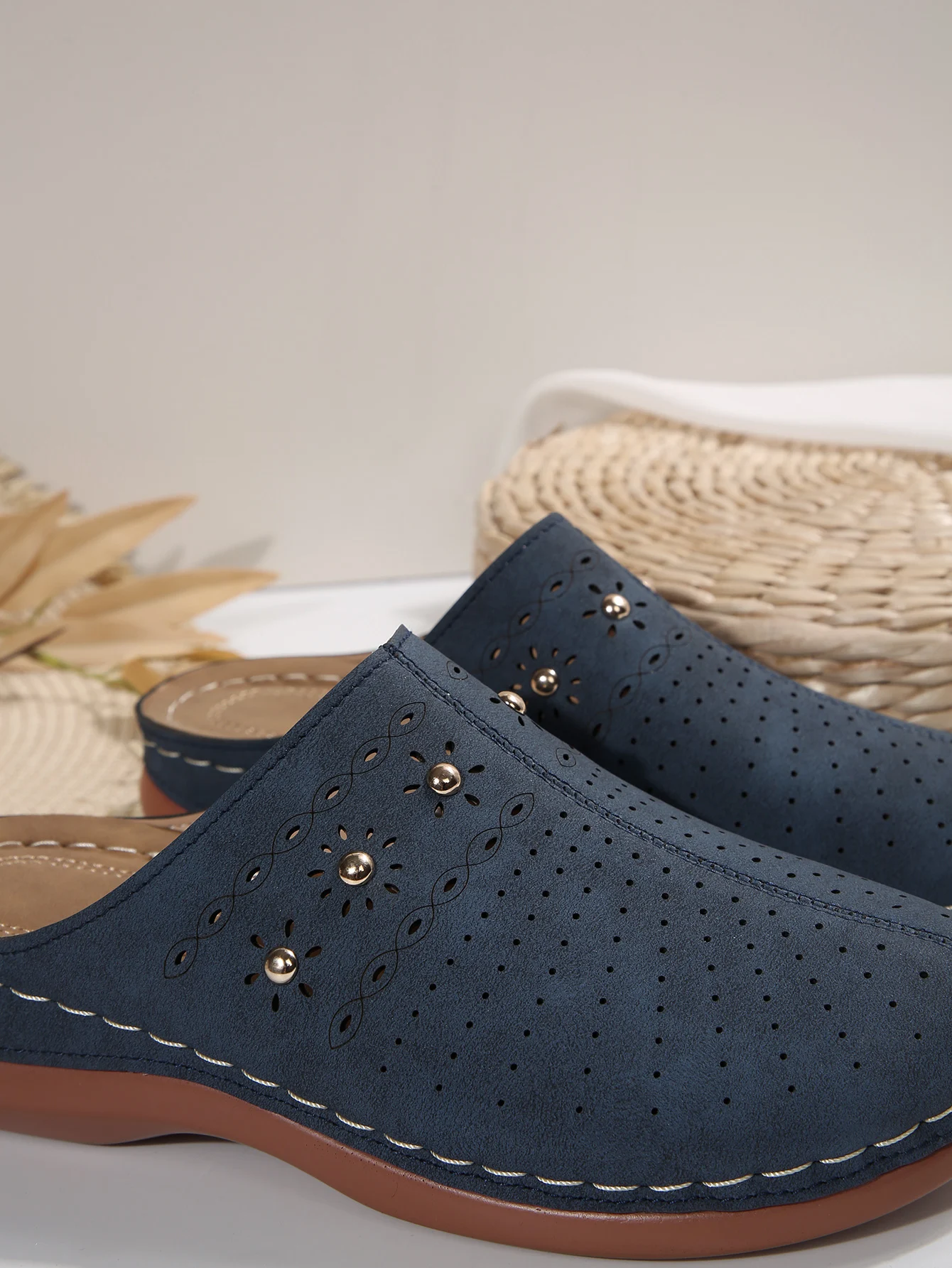 2026 New Fashion Women Slippers Summer Shoes Woman Split Leather Hollows Sandals Breathable Baotou Slippers Big Size 36-43