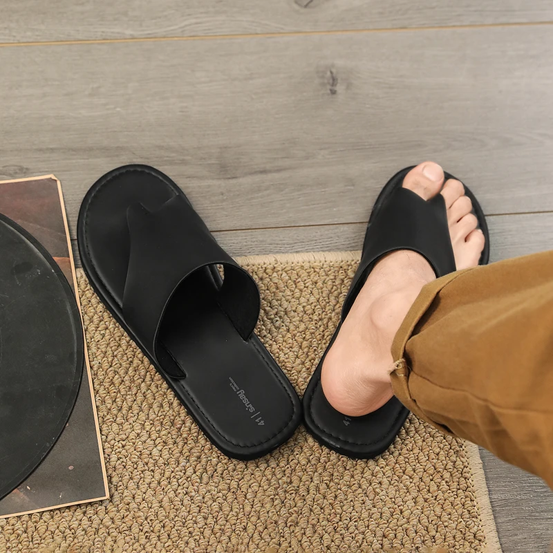 High Quality Mens Slippers Fashion Flip Flops Leather Breathable Sandals Non-slip Casual Footwear Lightweight Clogs Roman Flats