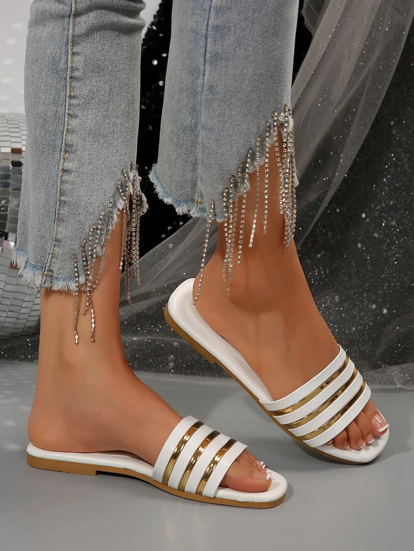 Women's Shoes, Ladies' Fashionable Slippers, Classic and Versatile, Metal-Decorated Square-Toe Flat Sandals, Leopard Print
