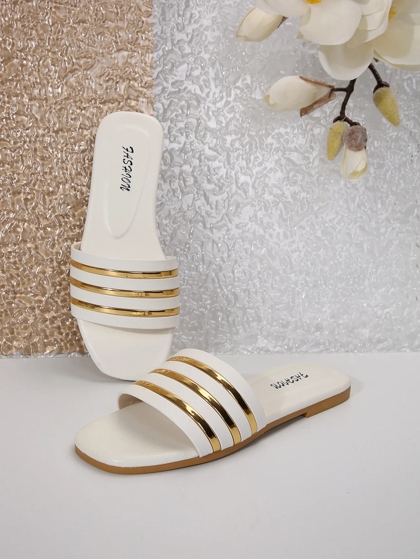 Women's Shoes, Ladies' Fashionable Slippers, Classic and Versatile, Metal-Decorated Square-Toe Flat Sandals, Leopard Print