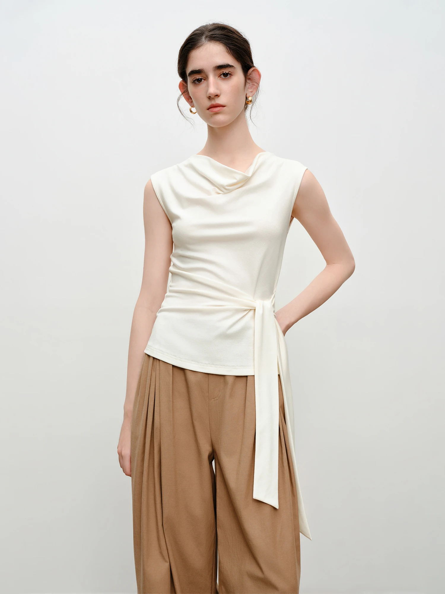ZIQIAO 2026 Summer Women's Draped Neck Sleeveless Knit Top - Elegant Textured Design Casual Blouse for Daily and Summer Wear