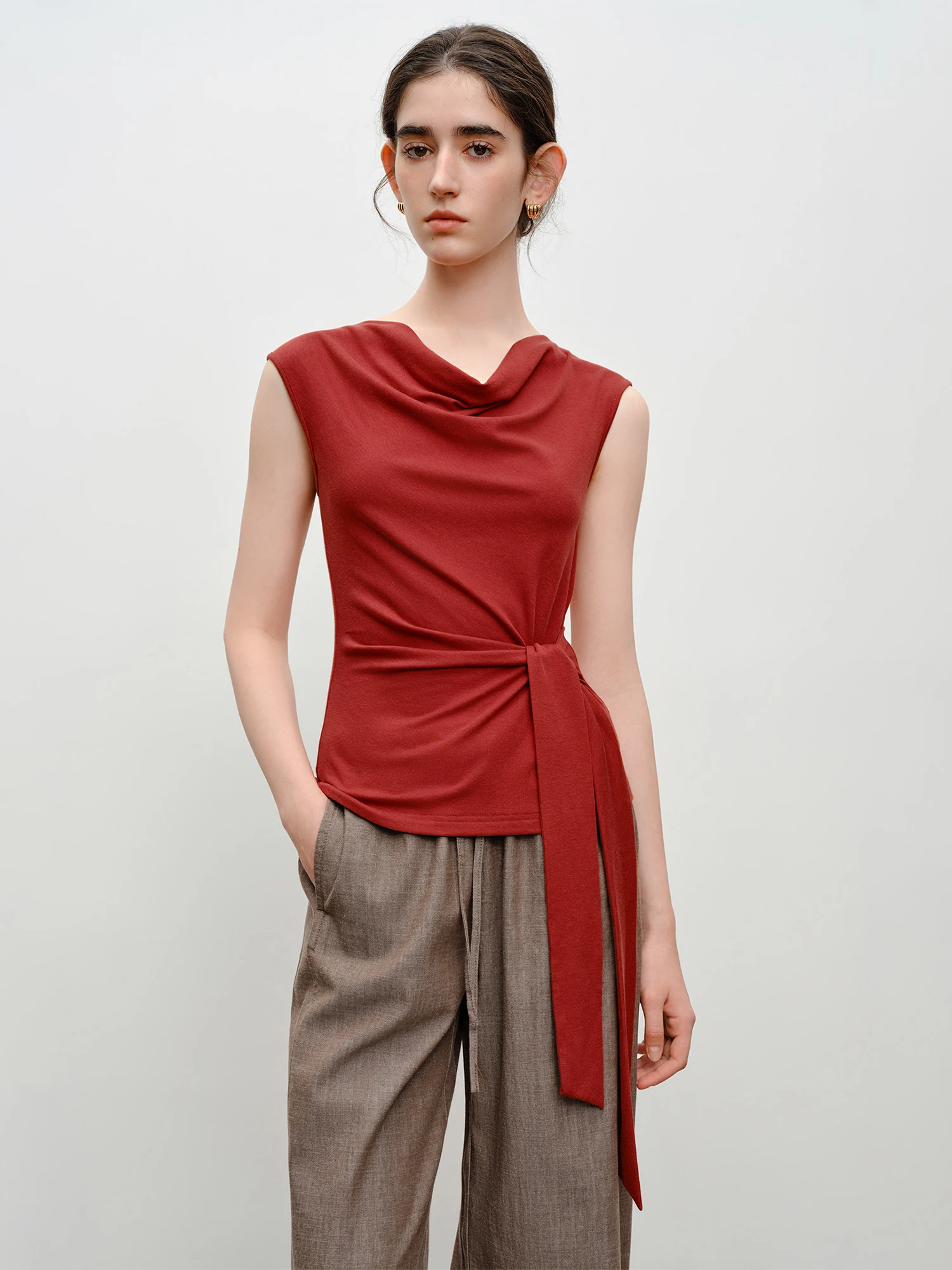 ZIQIAO 2026 Summer Women's Draped Neck Sleeveless Knit Top - Elegant Textured Design Casual Blouse for Daily and Summer Wear