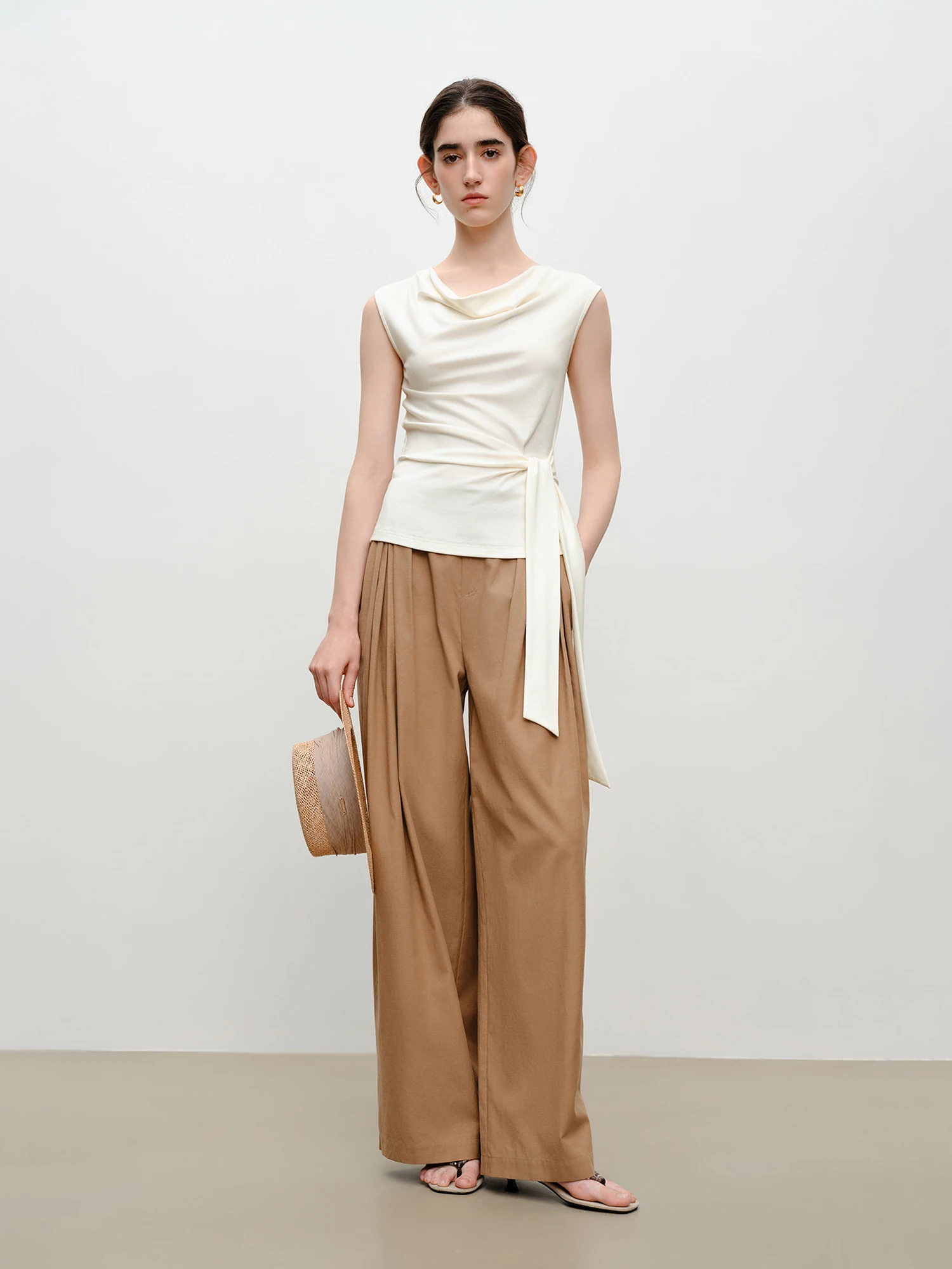 ZIQIAO 2026 Summer Women's Draped Neck Sleeveless Knit Top - Elegant Textured Design Casual Blouse for Daily and Summer Wear