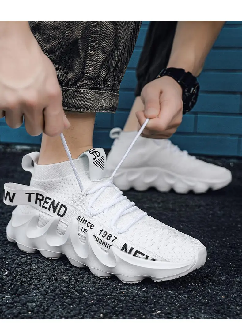 Men's Large Size Outdoor Hiking And Running Shoes Comfortable Casual Versatile Fashionable Sports Shoes for Couples Training