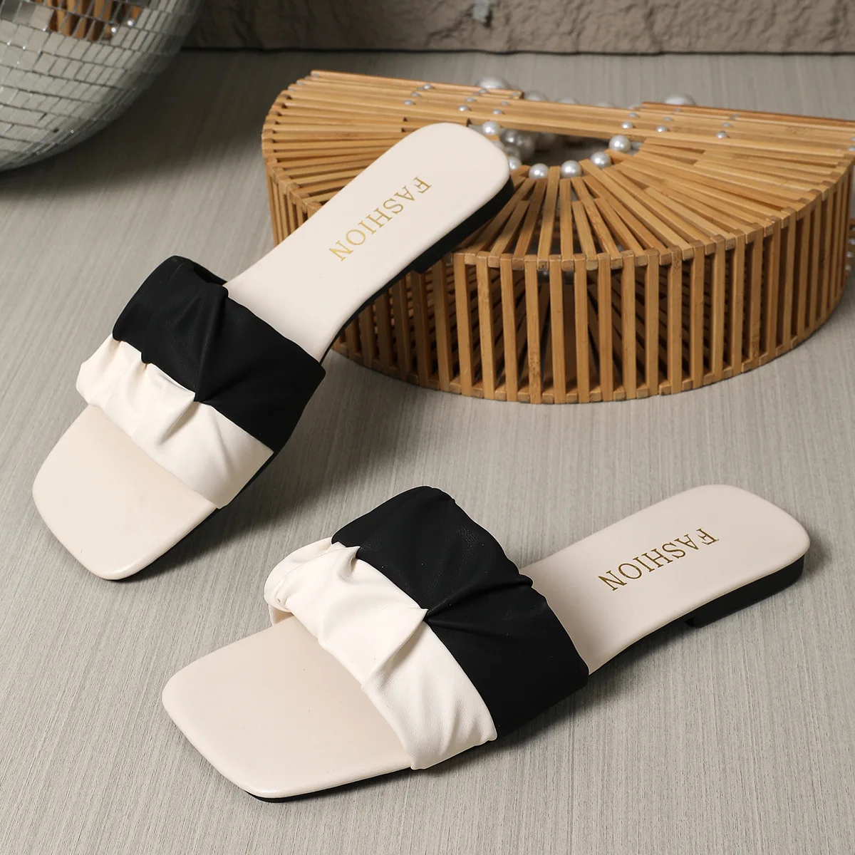 2026 New Women'S Summer Sandals, Women'S Casual And Fashionable One-Piece Sandals, Women'S Outdoor Casual Pleated Slippers