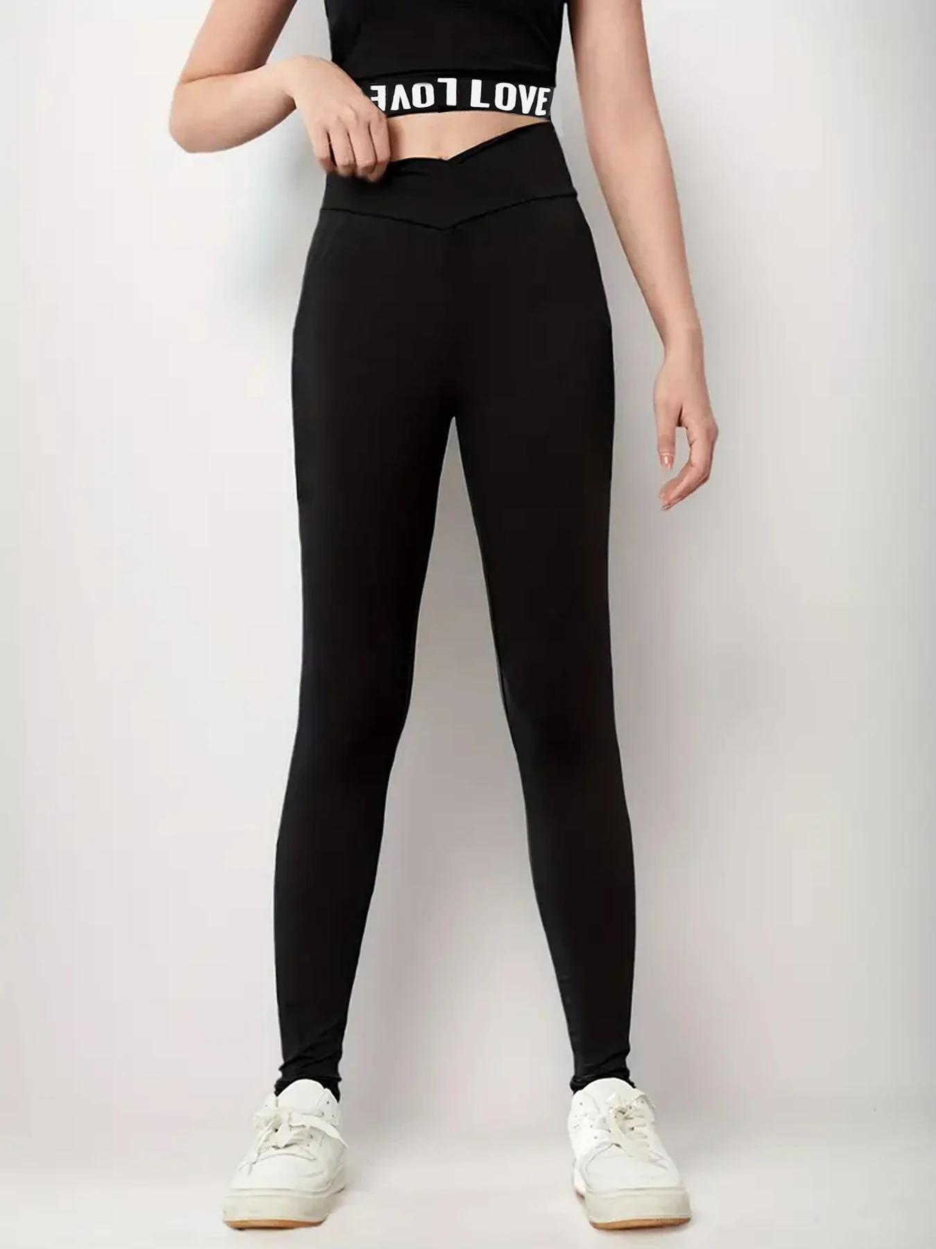 Girls 2-Piece "Love" Active Set – Black Sleeveless Crop Top & High Waist Leggings Set for Kids
