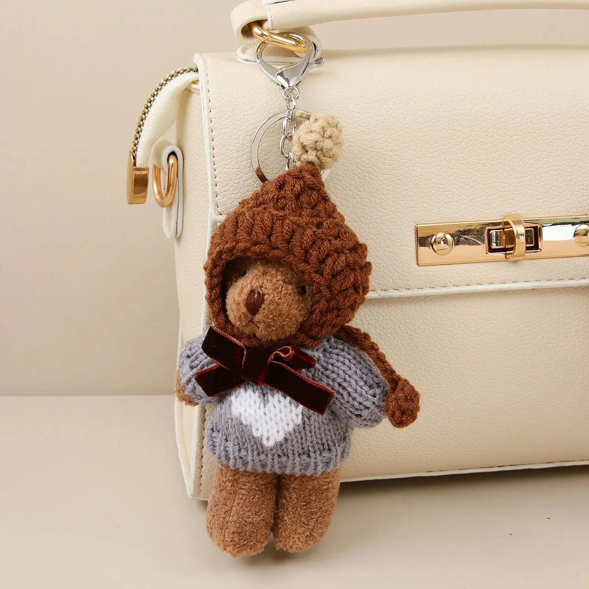 Fashion Wool Crochet Hat Bear Pendant Keychain Cute Bow Tie White Chocolate Brown Sweater Bear Doll Key Chain Car Key Bag Decora