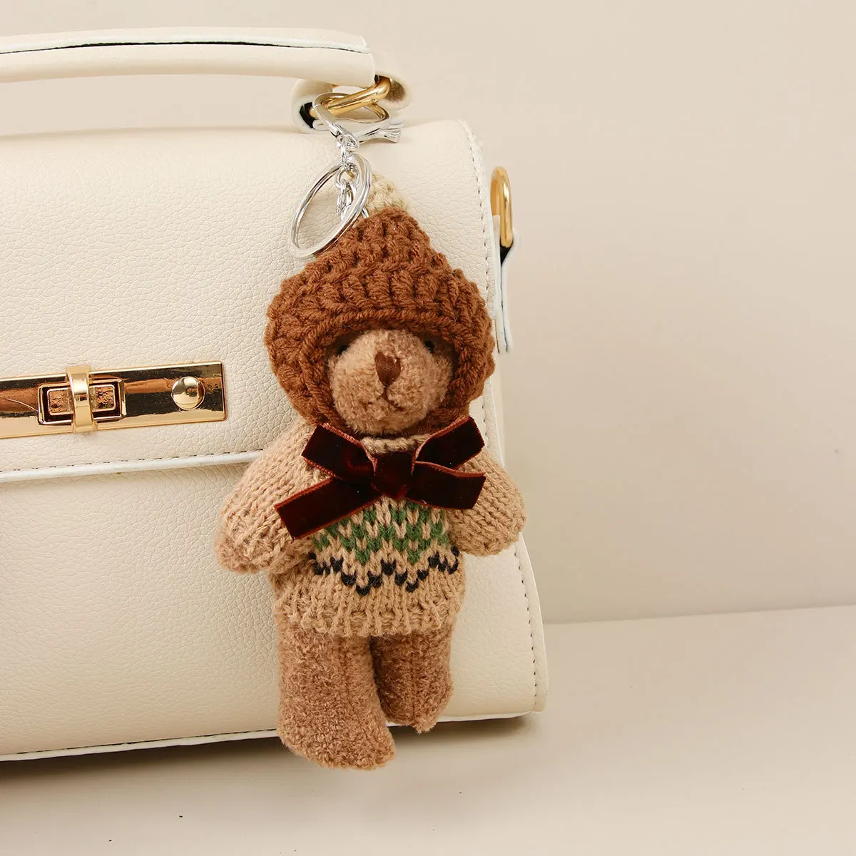 Fashion Wool Crochet Hat Bear Pendant Keychain Cute Bow Tie White Chocolate Brown Sweater Bear Doll Key Chain Car Key Bag Decora