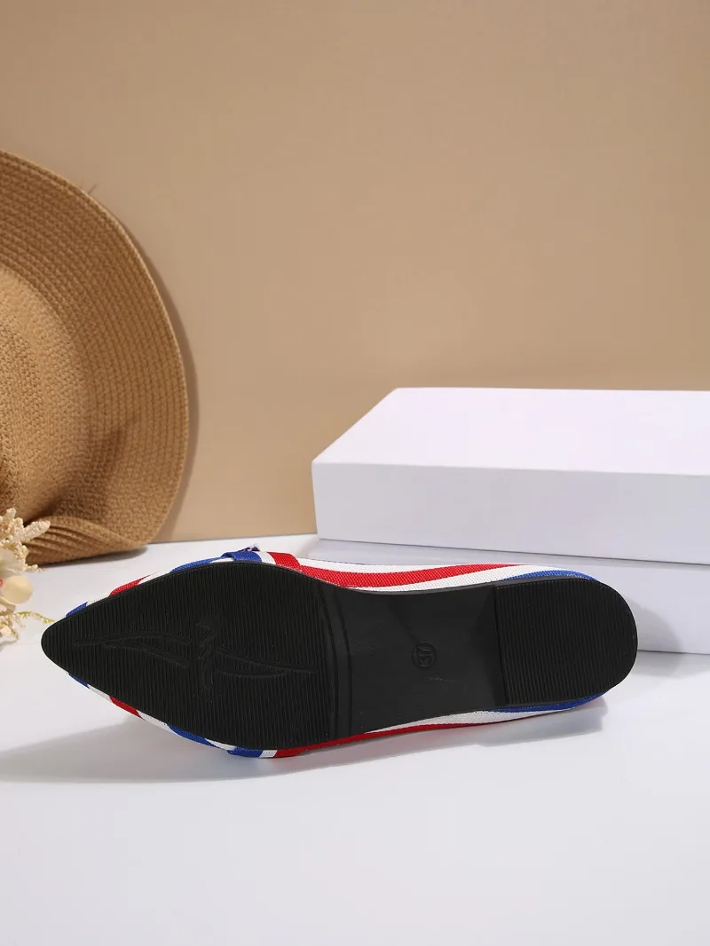 New Women Flats Knitted Slip Breathable Comfortable Shoes Fashionable Versatile Pointed Toe Walking Loafers Sneakers Women