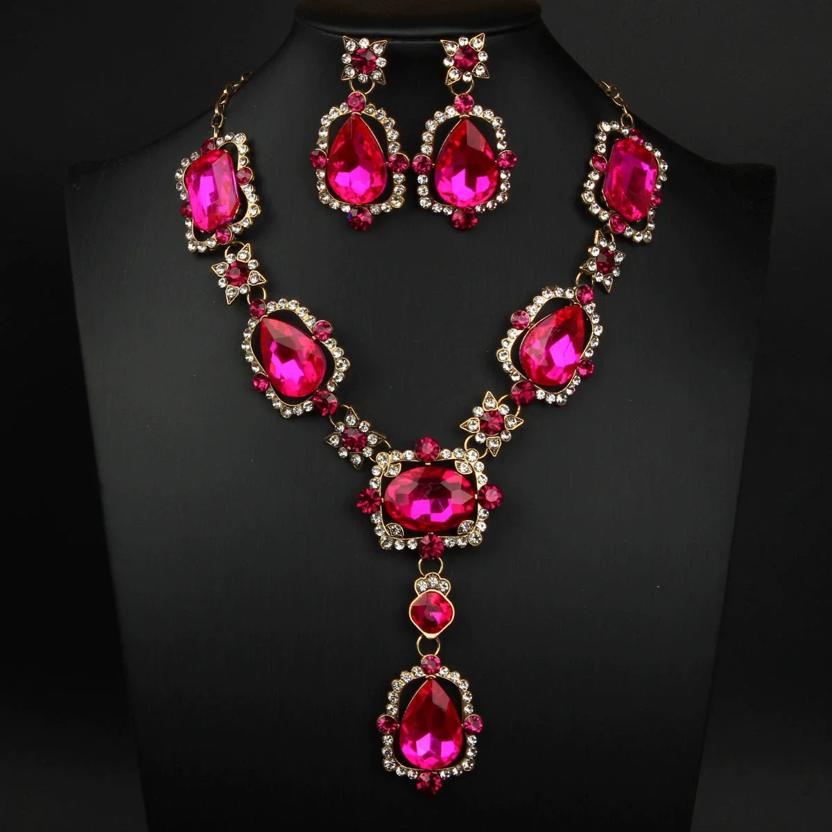 Fashionable full-diamond gemstone retro large glass crystal necklace and earrings set - women's personalized accessories
