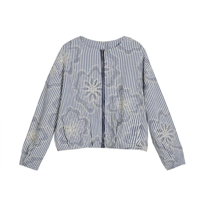 ETJ 2026 new women's three-dimensional flower-shaped texture decorated round-neck long-sleeved pilot jacket coat