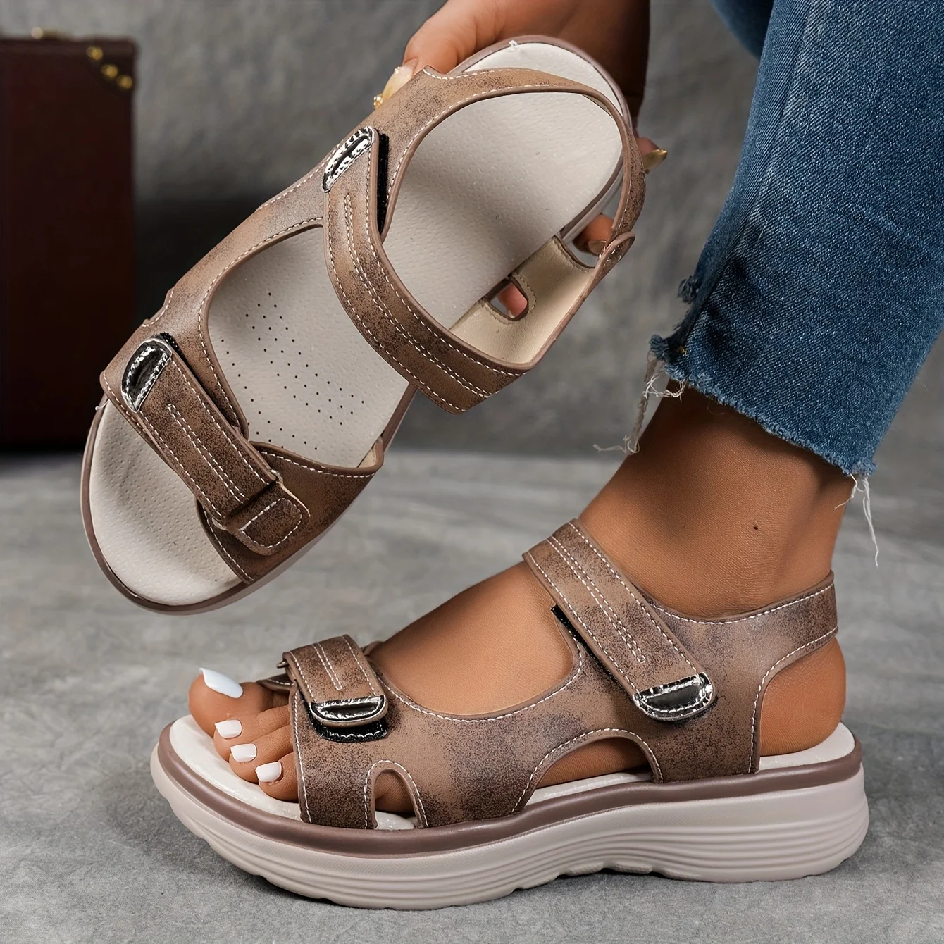 New Summer Casual Platform Sandals Women Comfortable Fashion Thick Sole Outdoor Sports Sandals Non Slip Wading Beach Shoes Women