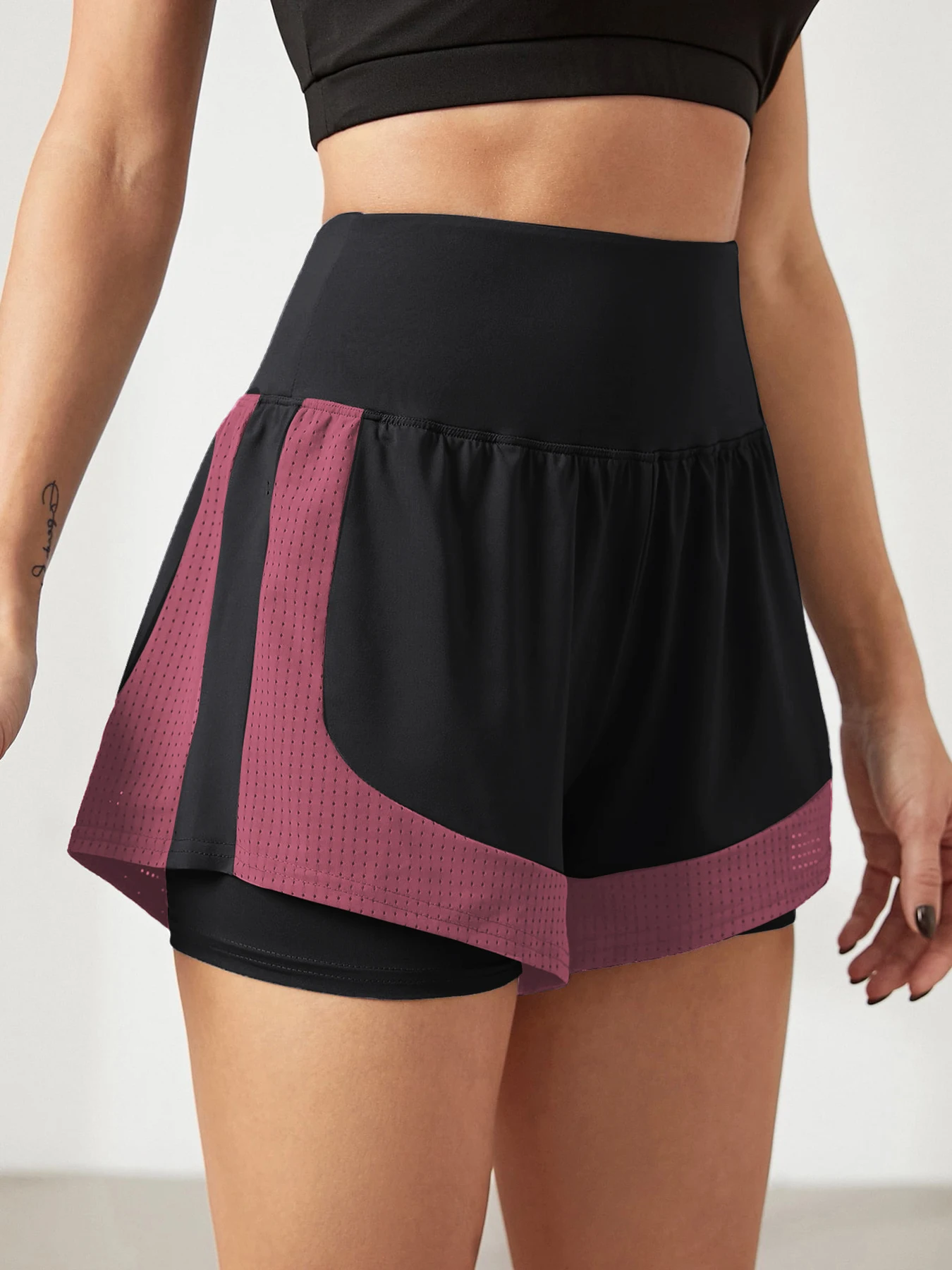Women's loose sports shorts for running, anti-exposure, quick-dry, outer wear, fake two-piece yoga hot pants