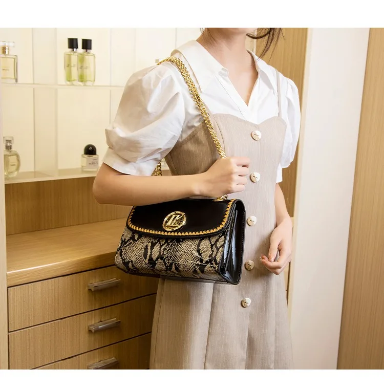 LK Manufacturer Direct Sale Fashion Versatile High-End Snake Print Glossy Leather Single Shoulder Crossbody Chain Bag