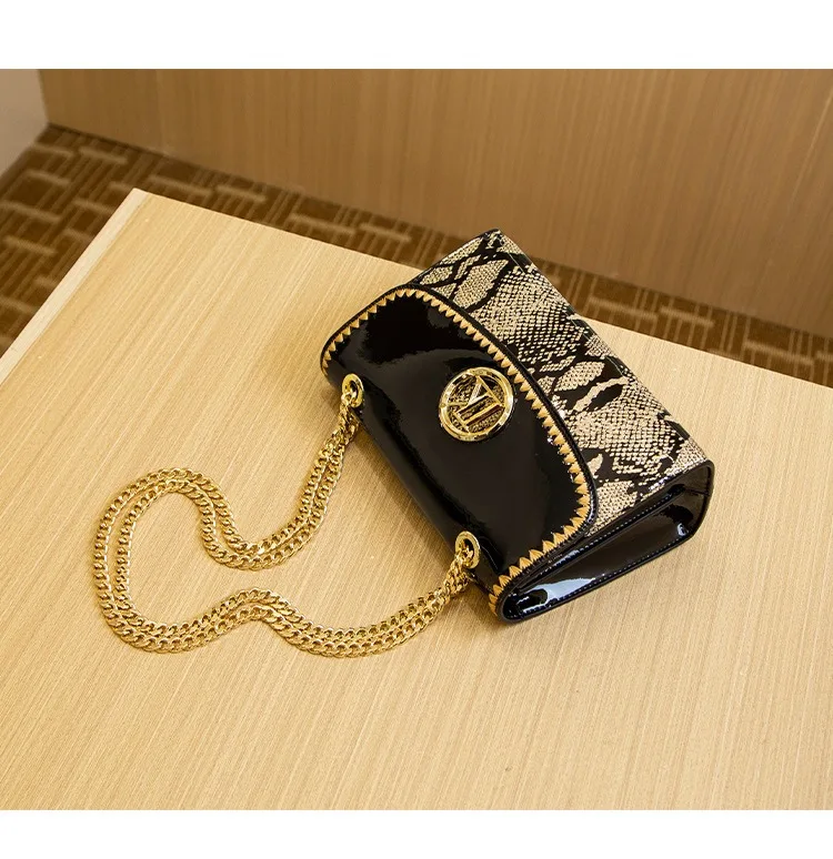 LK Manufacturer Direct Sale Fashion Versatile High-End Snake Print Glossy Leather Single Shoulder Crossbody Chain Bag