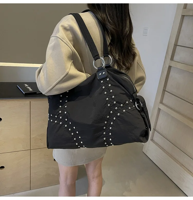 Commuter Bag Sli Autumn Trend Youth Fashionable Nylon Rivet Pure Color Bags Handbag Underarm Tote Bag Women's Large Shoulde Bag