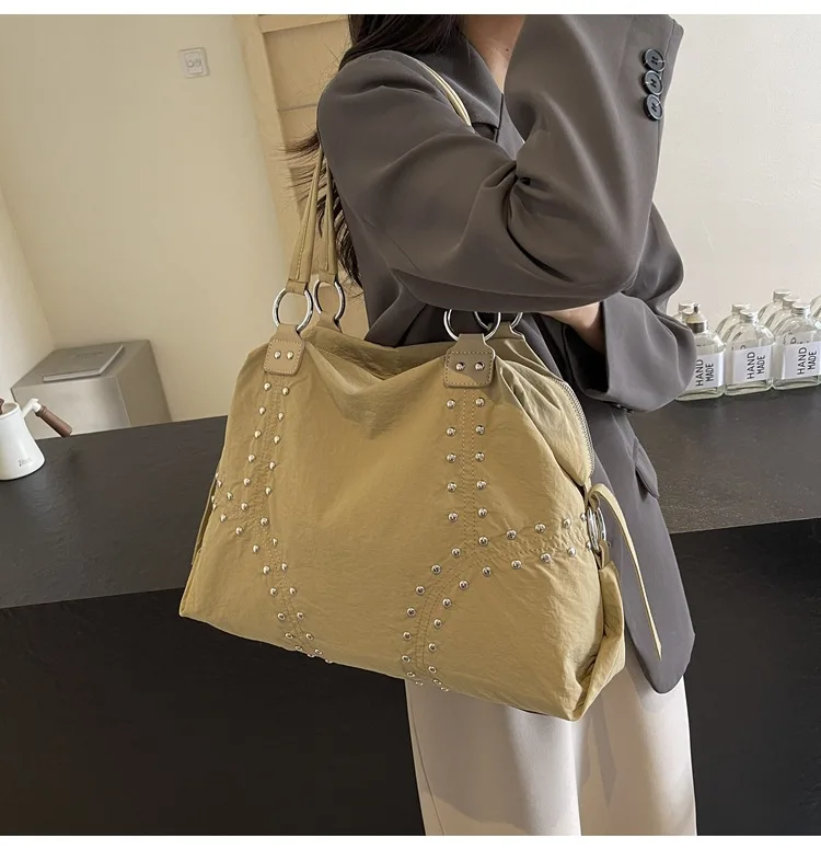 Commuter Bag Sli Autumn Trend Youth Fashionable Nylon Rivet Pure Color Bags Handbag Underarm Tote Bag Women's Large Shoulde Bag