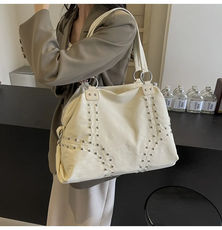 Commuter Bag Sli Autumn Trend Youth Fashionable Nylon Rivet Pure Color Bags Handbag Underarm Tote Bag Women's Large Shoulde Bag