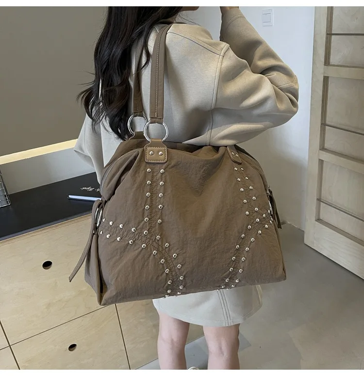 Commuter Bag Sli Autumn Trend Youth Fashionable Nylon Rivet Pure Color Bags Handbag Underarm Tote Bag Women's Large Shoulde Bag