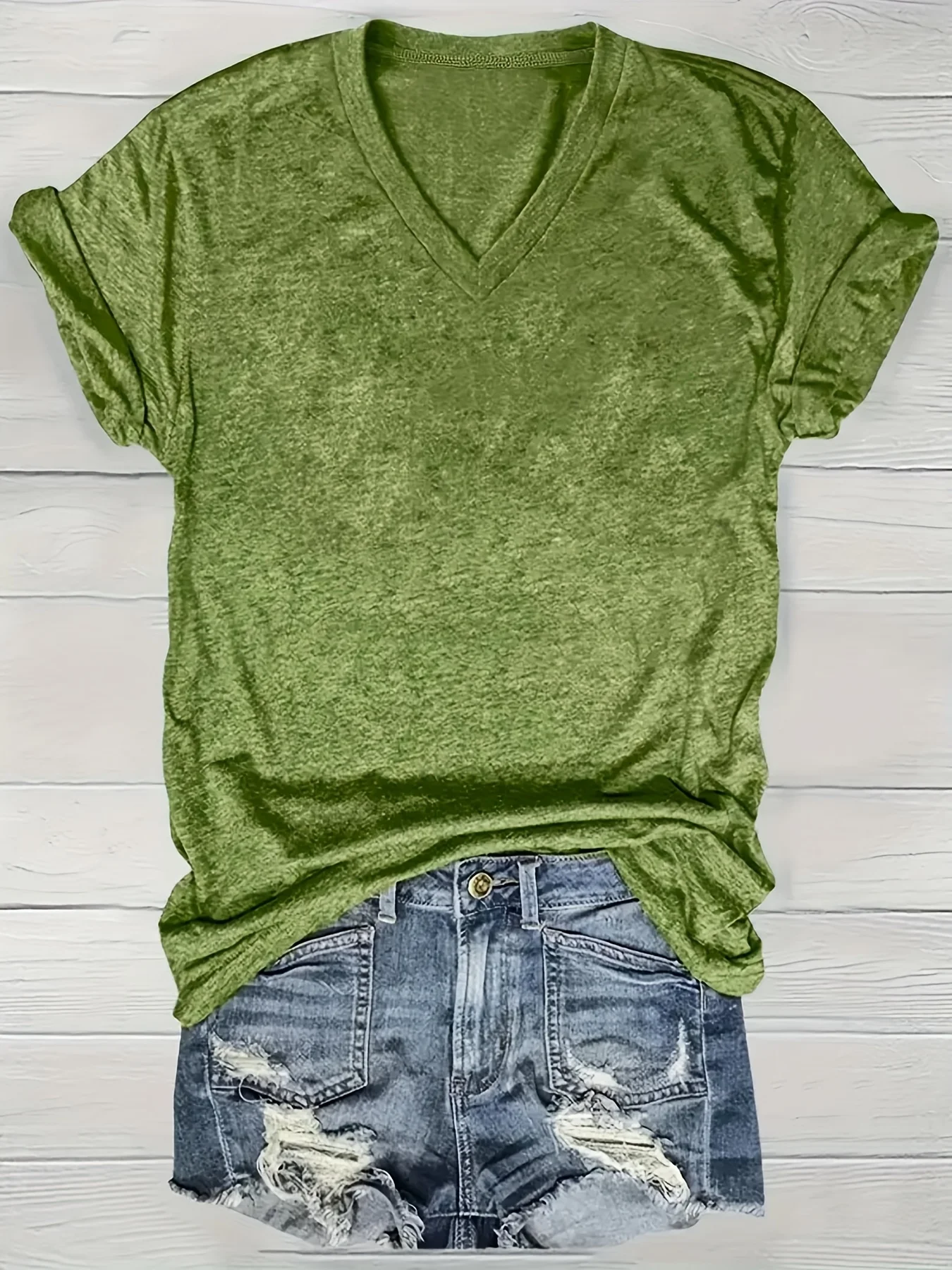 [Selected by Nianlian] Solid Color V-Neck T-Shirt, Casual Short-Sleeved T-Shirt for Spring and Summer, Women's Clothing