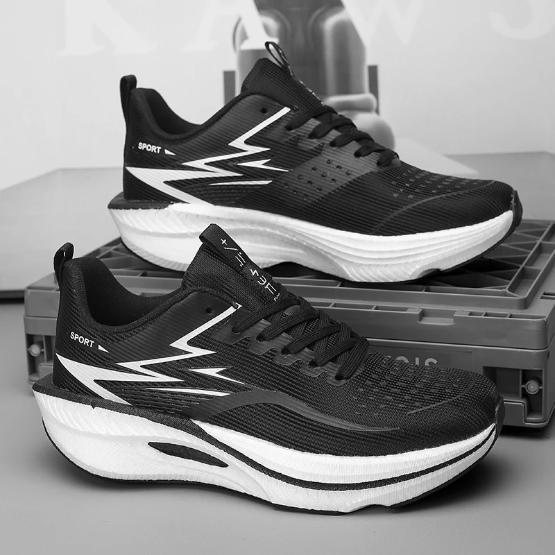 Plus Size Men's Sports Running Shoes Breathable and Lightweight Carbon Plate Women's Comfortable Sports Non-slip Shoes