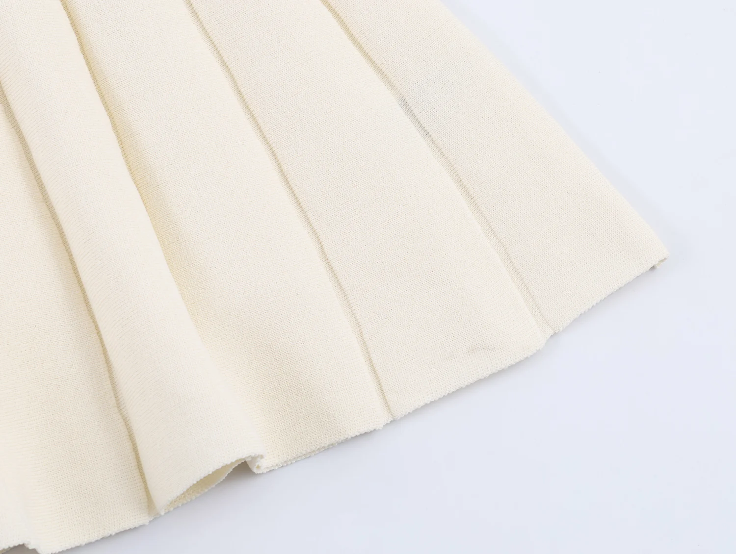 European and American 2026 Spring New Women's Clothing Style Slimming Bubble Short Sleeve Ribbed Knitted Short Dress