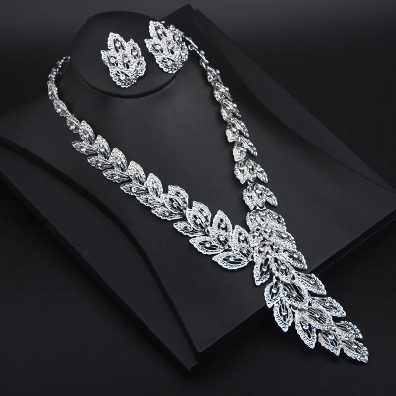 Alloy Feather Gemstone Necklace Earrings Ring Bracelet Set of Four. High-quality waterproof jewelry