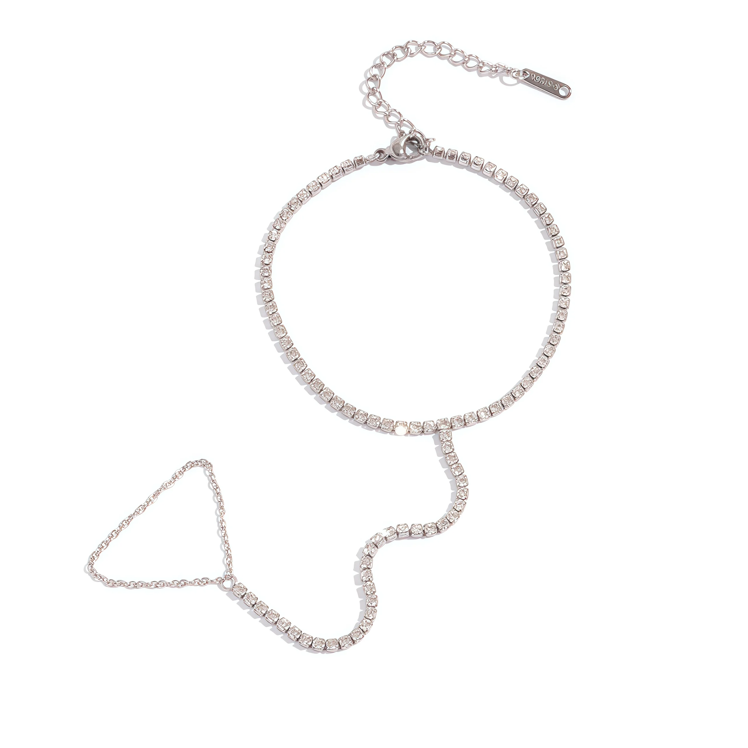 Trendy Stainless Steel Zircon Beads Back of Hand Chain Finger Bracelet Fashion Chic Sexy Jewelry Waterproof Wholesale Gift 2026