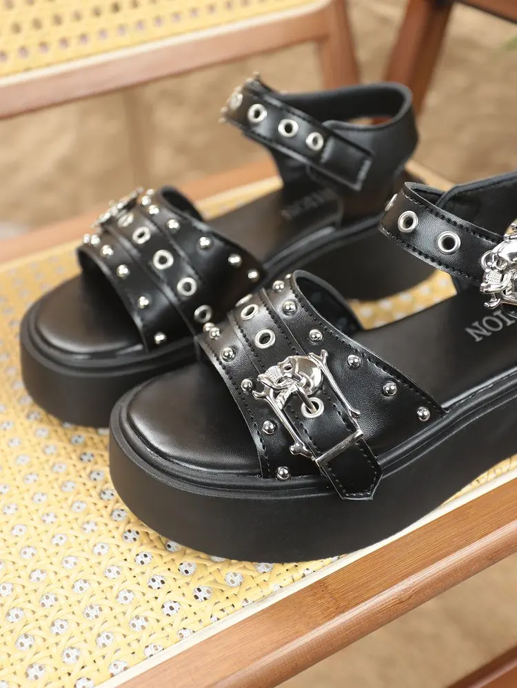 Punk Platform Women Sandals 2026 Brand New Chunky Platform Sandals Goth Chain Street Summer Women Shoes Comfy Luxury Sandals
