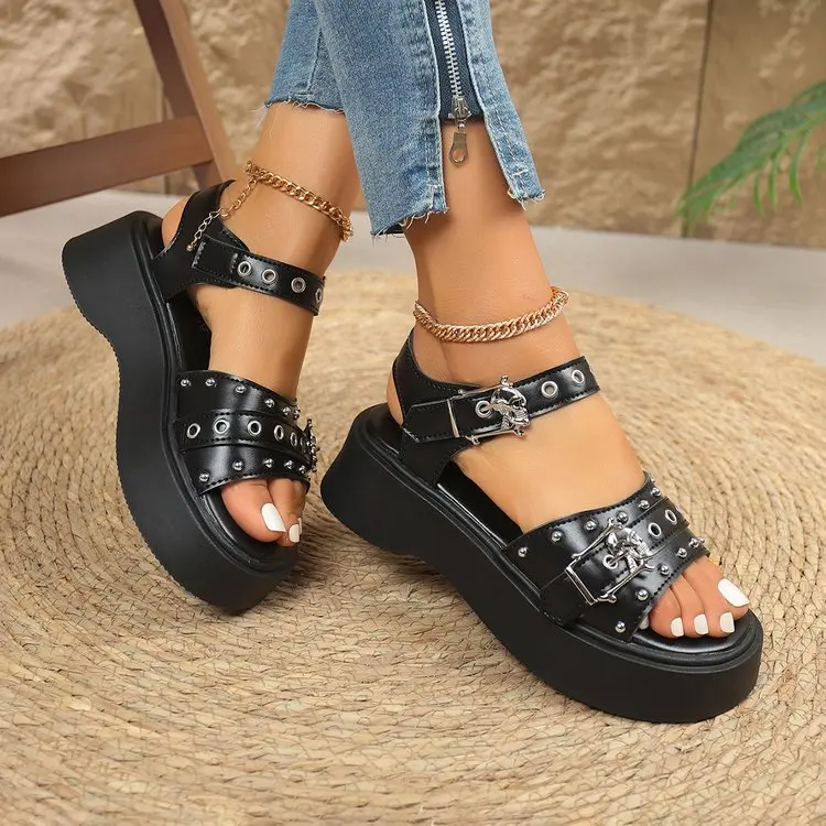 Punk Platform Women Sandals 2026 Brand New Chunky Platform Sandals Goth Chain Street Summer Women Shoes Comfy Luxury Sandals