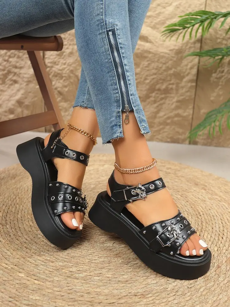 Punk Platform Women Sandals 2026 Brand New Chunky Platform Sandals Goth Chain Street Summer Women Shoes Comfy Luxury Sandals