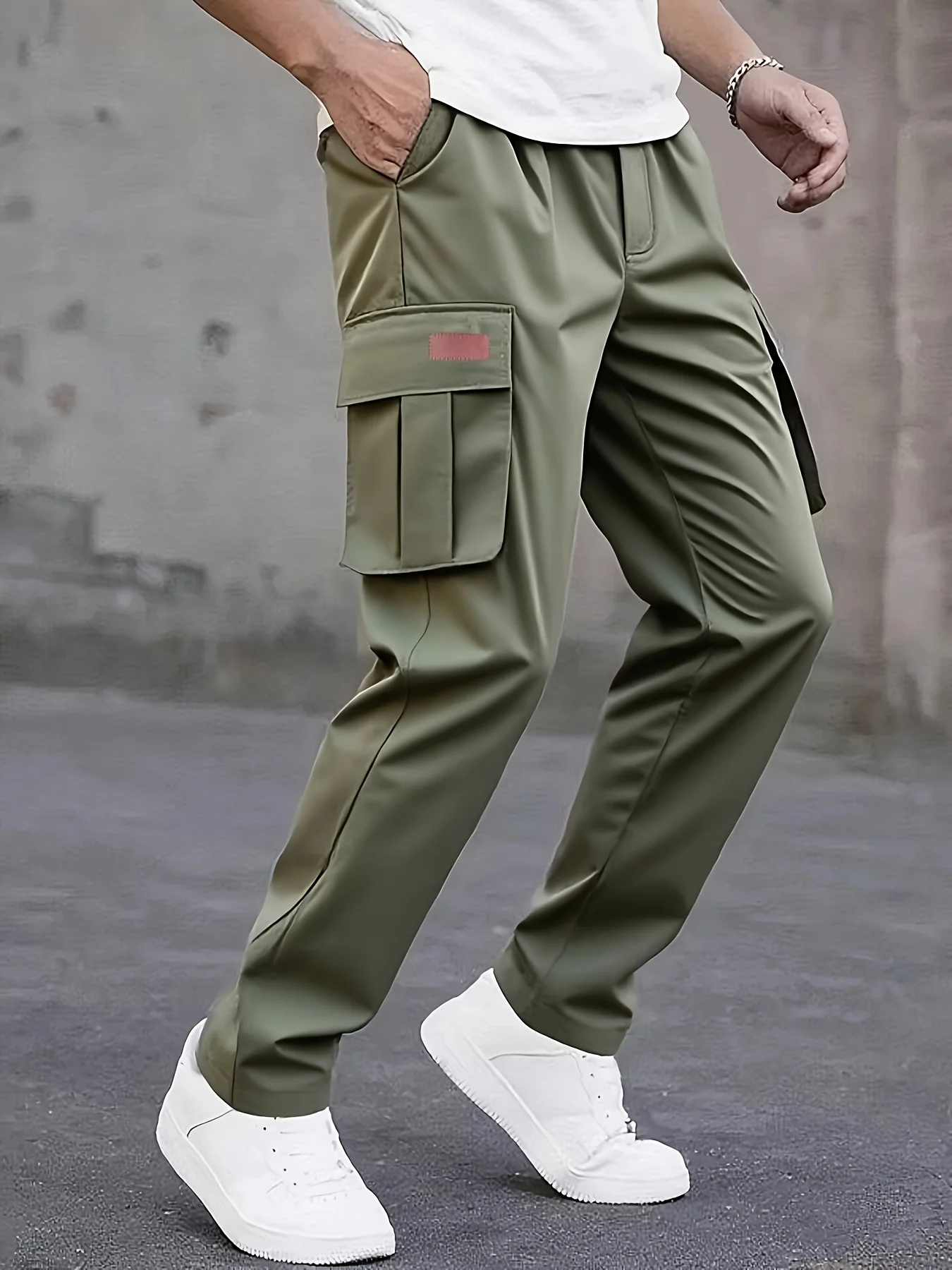 Men's casual work pants, sporty jogger pants, hiking pants, multi-pocket tactical pants, and leisure pants