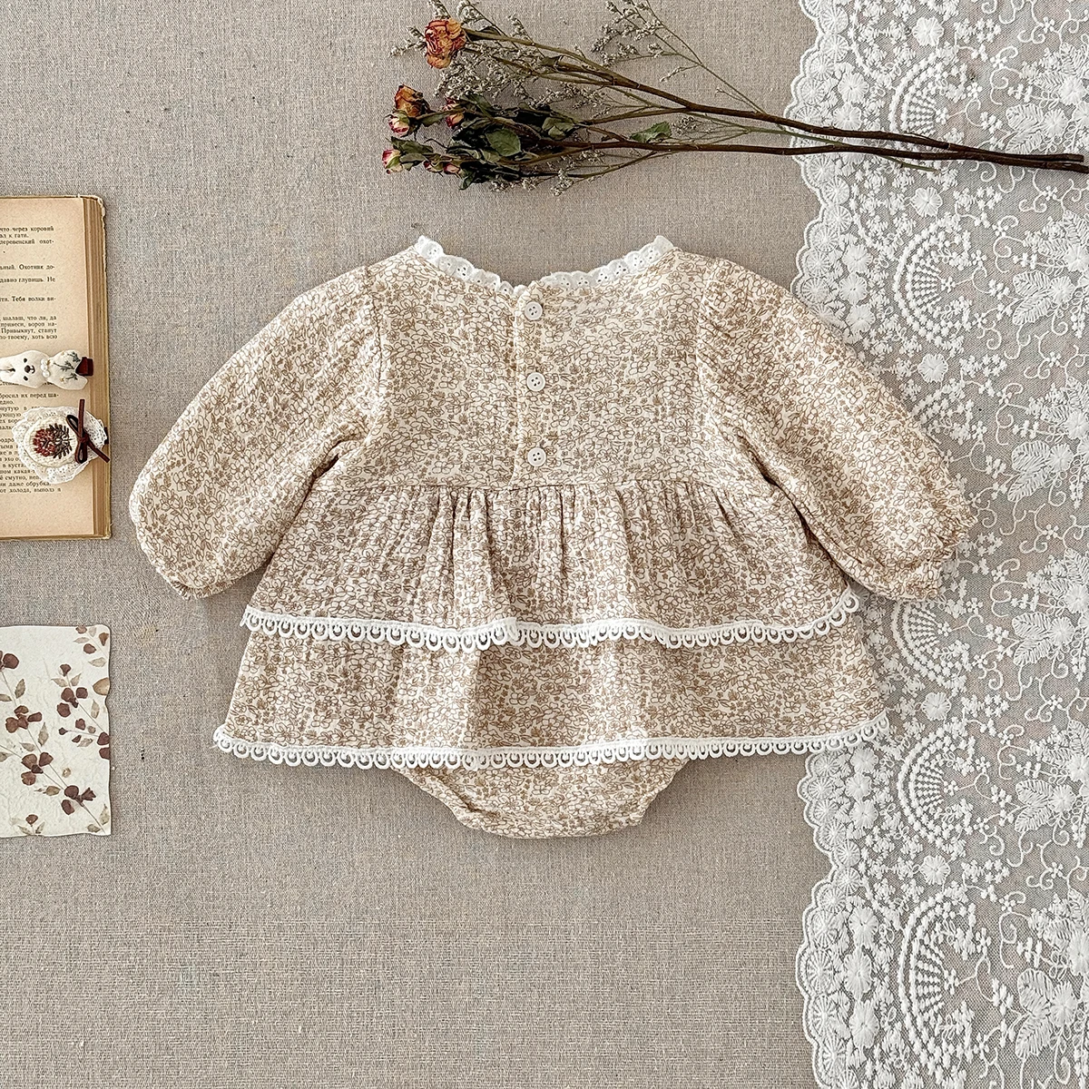 Summer 0-2 Years Old Baby Girls Baby Soft  Cool Beautiful Beige  Flower Skirt Dress Toddler Infant  One Piece Lace  Outfit  Suit